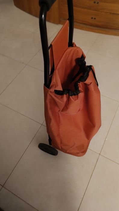 Carrinho de compras de supermercado El Corte Ingles