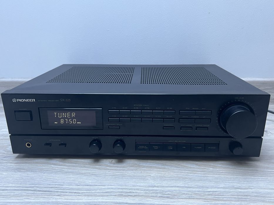 Amplituner pioneer sx-225