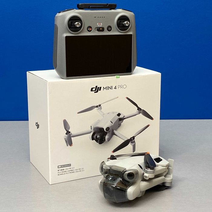 DJI Mini 4 Pro Fly More Combo (DJI RC 2)