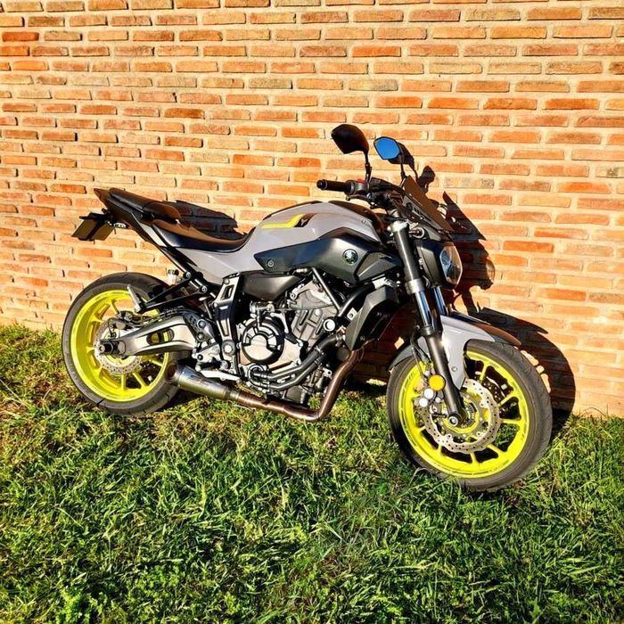 Yamaha MT07 55KW Full extras 90€ mês