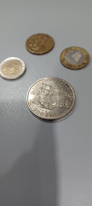 Moeda 200 escudos