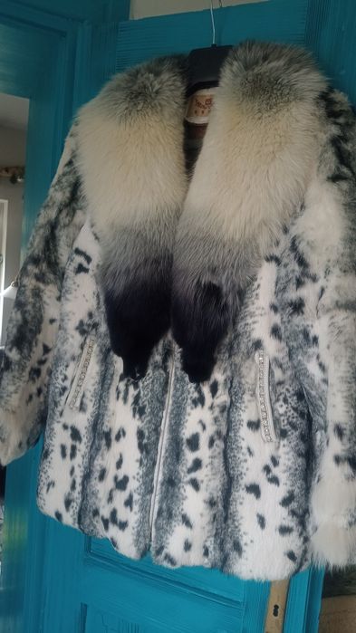 Futro z królików i lisa