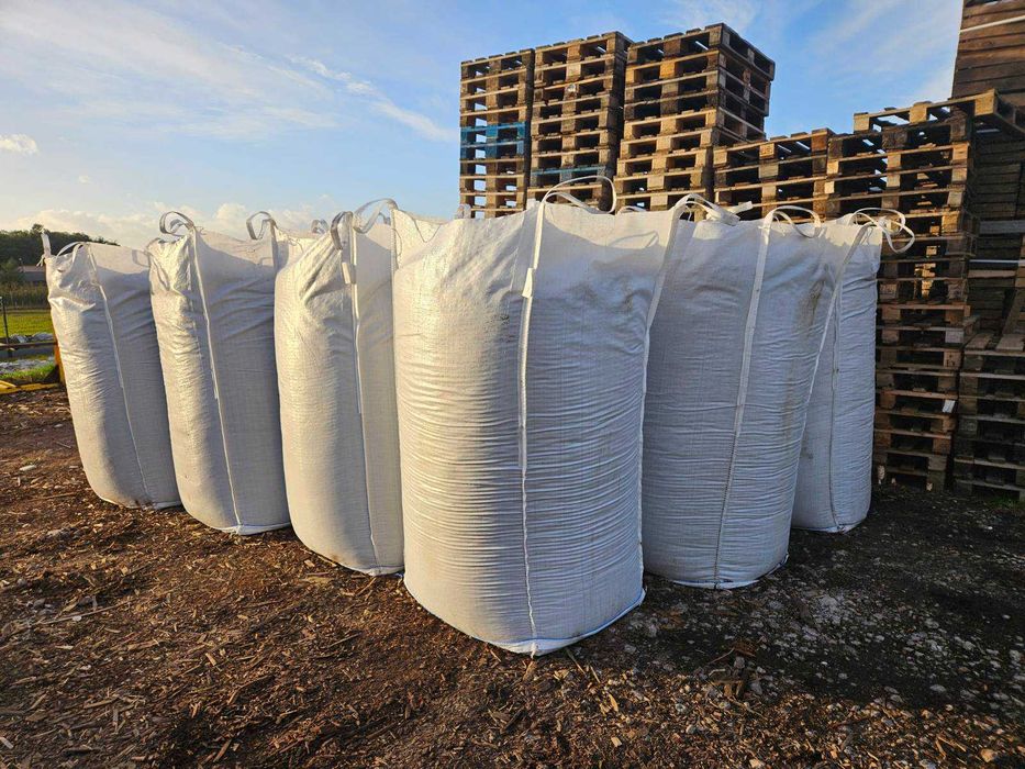 Torf wysoki kwaśny pH 3,8–4,2, Frakcja 0–40 mm, Big Bag 3 m³