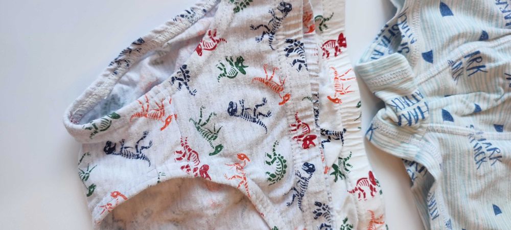 Zestaw bielizny dla chłopca – 4x bokserki + 2x slipy, r. 98/104