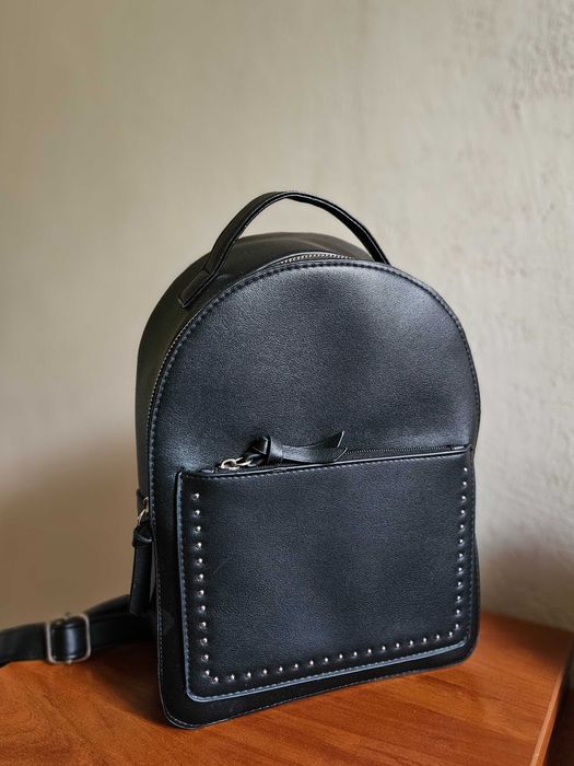 Рюкзак портфель жіночий чорний Sinsay зі стразами