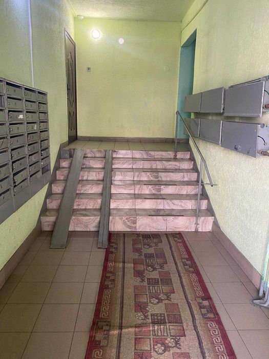 Продаж 2-х кім. квартири по вул. Сихівська (Сихів, т.ц. "Іскра")