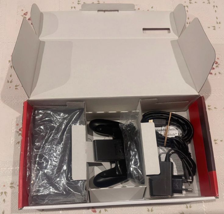 Nintendo Switch V2 + Acessórios Premium Incluídos | Como Nova