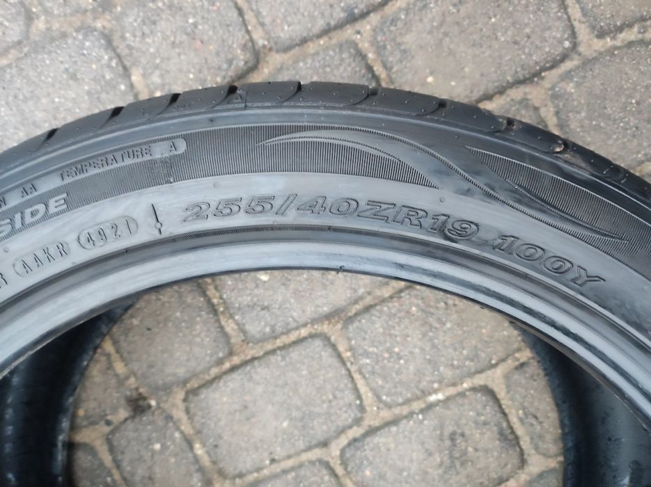 255.40.19 jedna opona Nexen N fera SU1 dot 4921