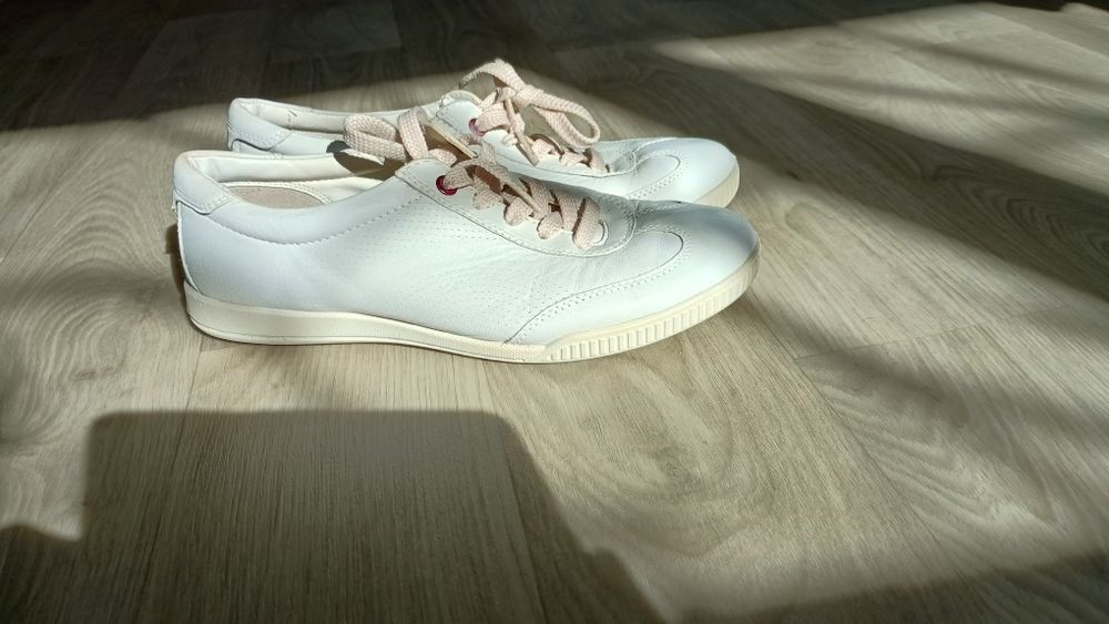 Шкіряні кросівки-кеди,макасини ECCO розмір 39.