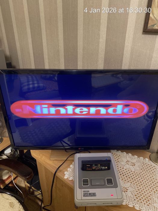 Konsola Super Nintendo SNES