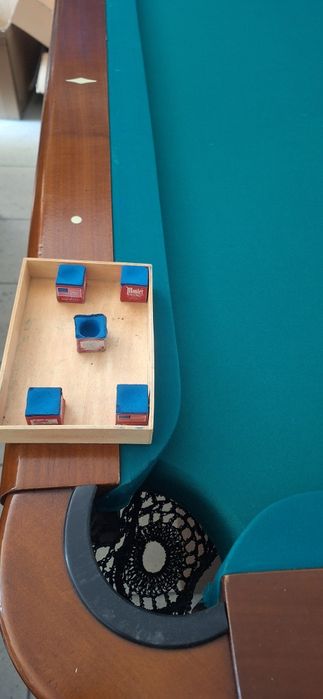 Mesa de Bilhar Convertível (c/ Tampo de Jantar) + Acessórios