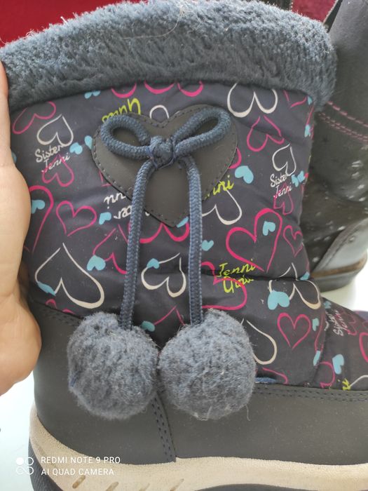 Śniegowce w serduszka i skórzane buty zimowe Lasocki roz. 29 19cm