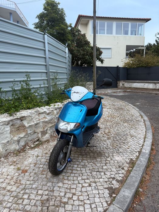 Piaggo diesis 50cc scooter acelera 100% funcional troco ou vendo