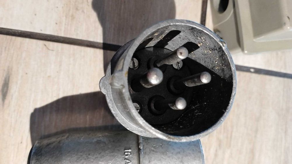 NOWE Gniazdo siłowe