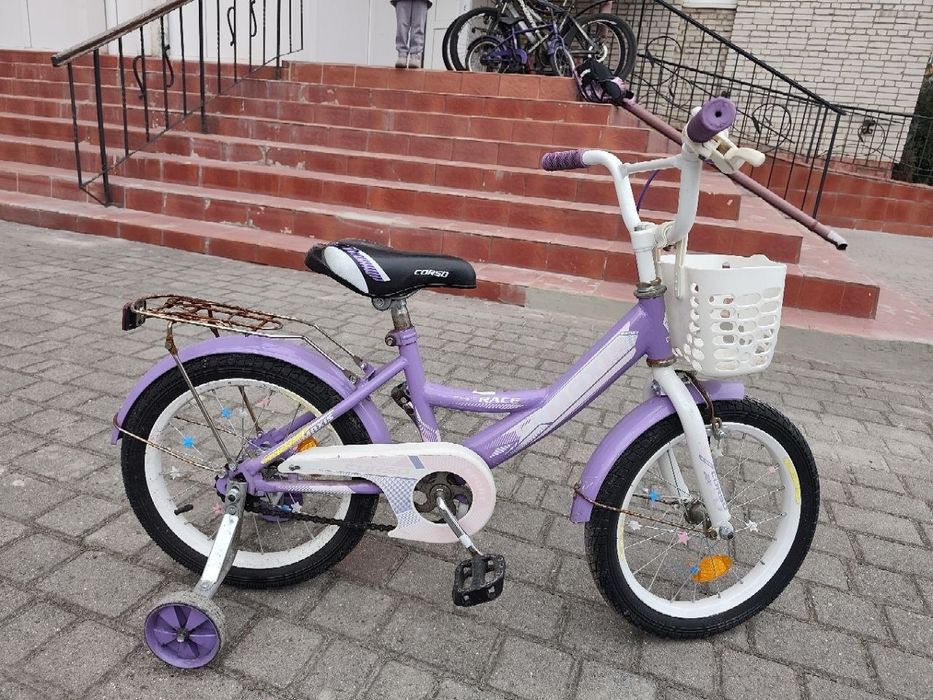 Дитячий велосипед на 4-6 років