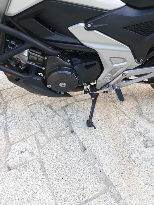 Honda Nc 750  como nova de 2022 revisões na marca [Moto veiga]