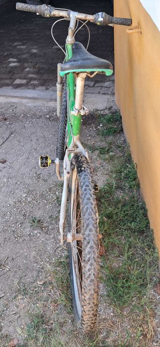 Bicicleta BTT roda 26 Pininfarina