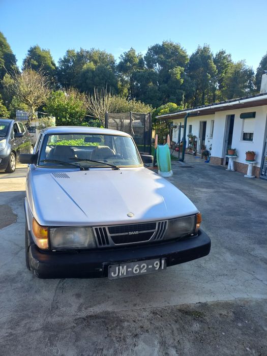 Vendo SAAB 900 75% em bom estado