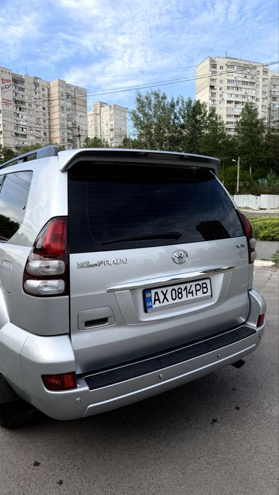 Toyota Land Cruiser 120 (2005 р випуску)