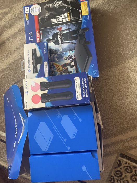 Мега-комплект: PlayStation 4 Slim 1TB + PlayStation VR + Move + 6 Топ Игр