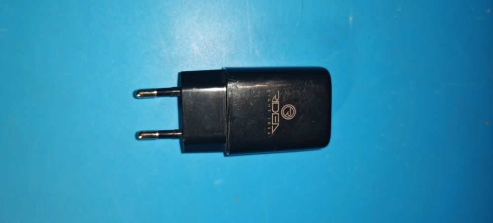 Сетевое зарядное устройство Ridea 2.1а блочок питания