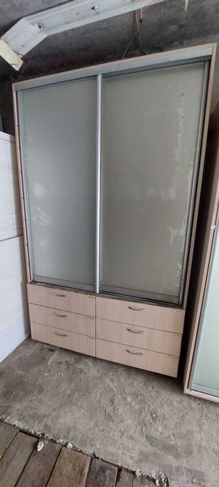 Шкафы купе продам б/у