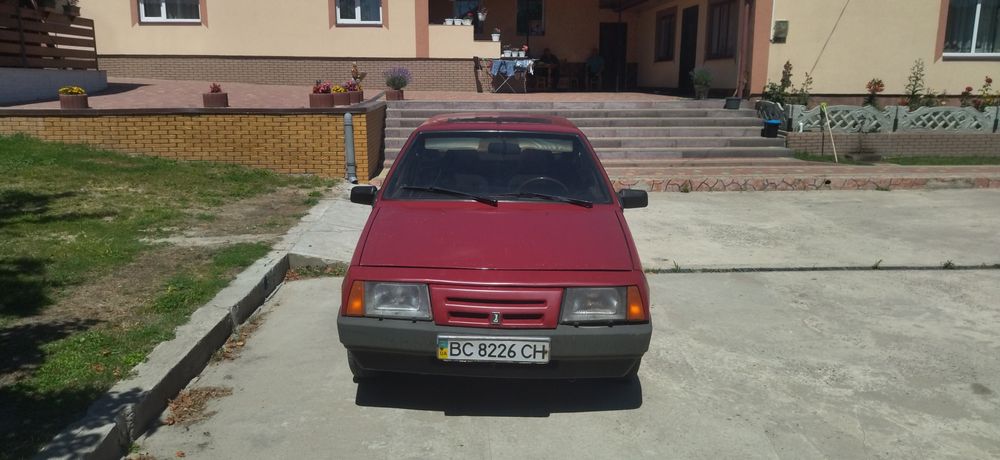 Продам ВАЗ 2109 торг присутній