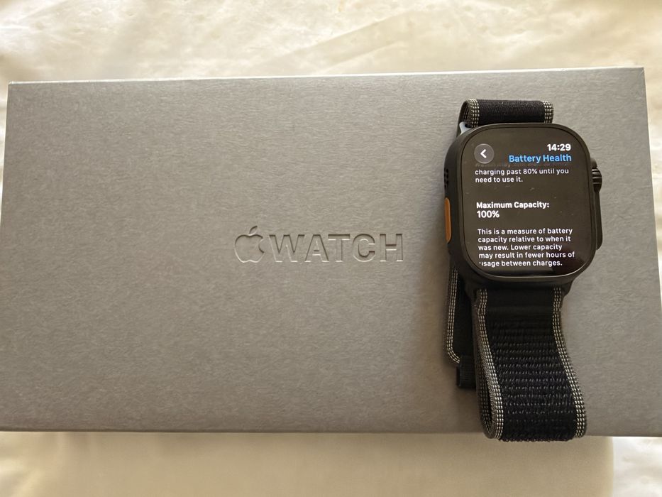 Apple Watch Ultra 3 - 49mm - Black - Ocean Band