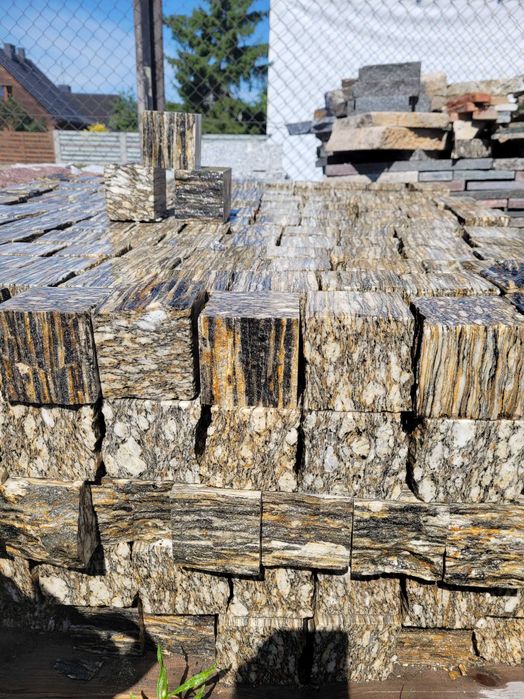 kamień, kostka gnejsowa, płytki elewacyjne gnejsowe