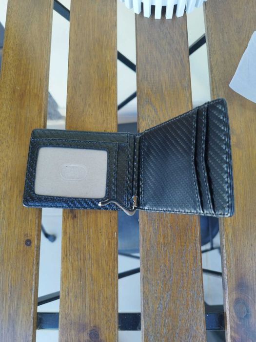Carteira masculina padrão carbono