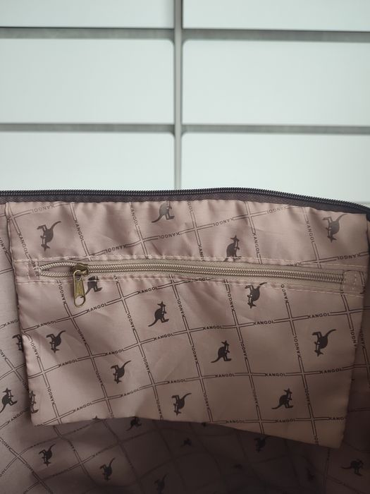 Статусна дорожня сумка від Kangol