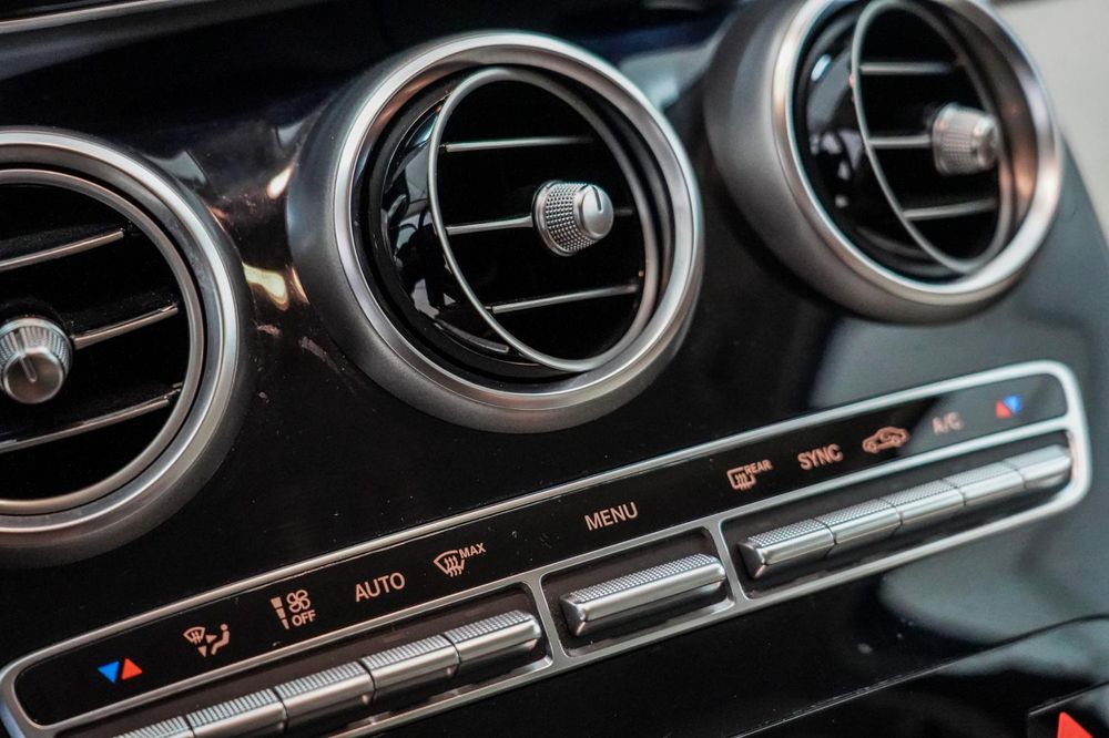 Mercedes-Benz GLC 250 — fotografia 11