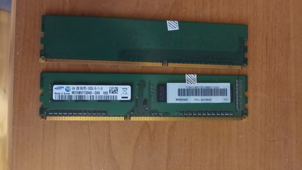 Samsung DDR3 SDRAM 2 ГБ