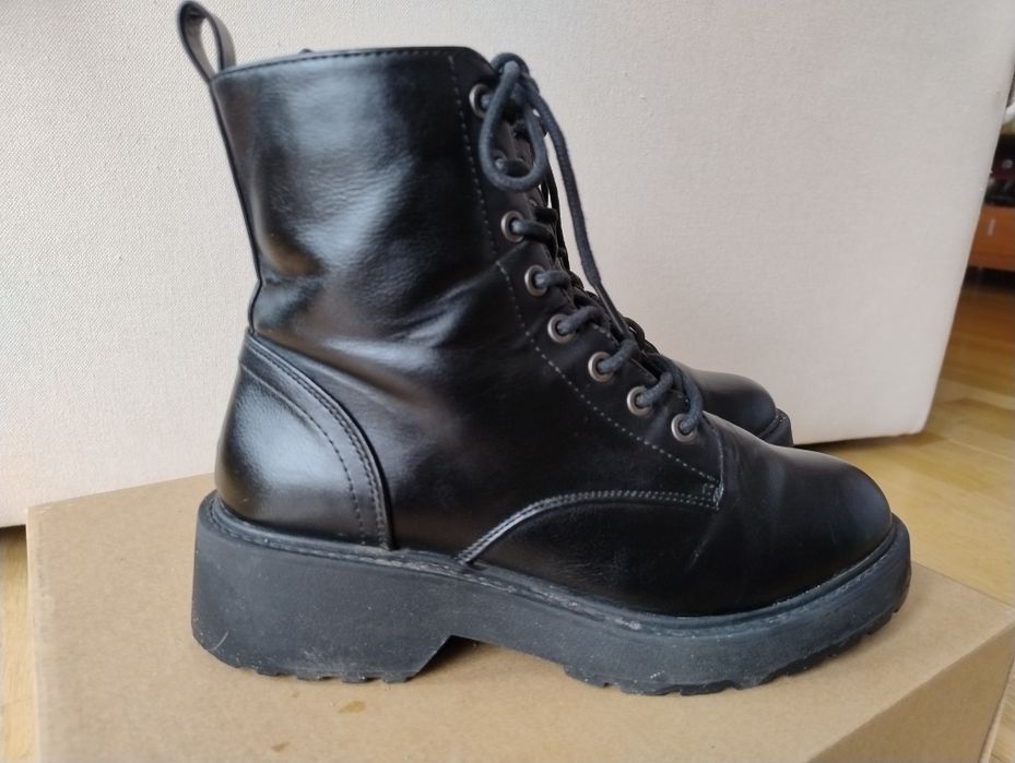 Buty zimowe trapery 39