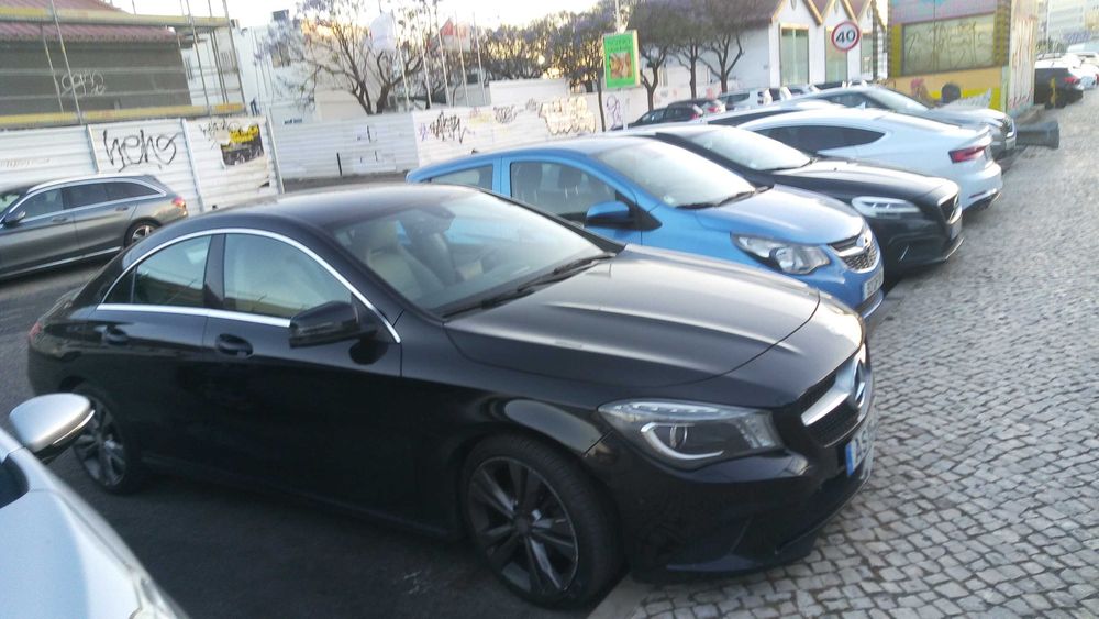 Mercedes-Bens Cla 220 cdi
