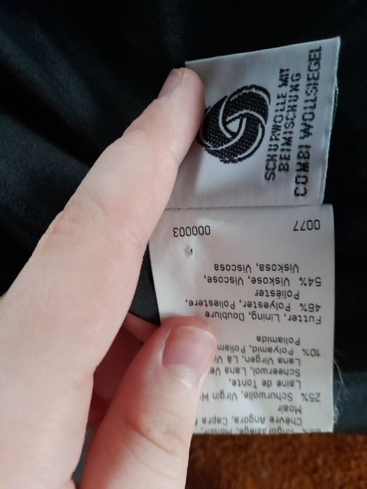 Sweter włochaty damski M