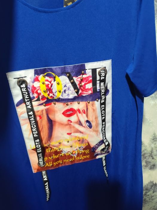 Нова, яскрава сукня!