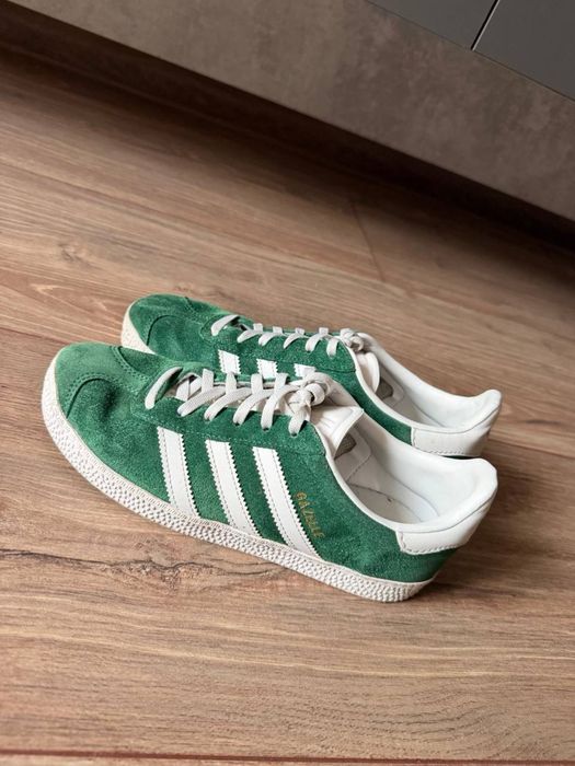 Adidas gazelle жіночі