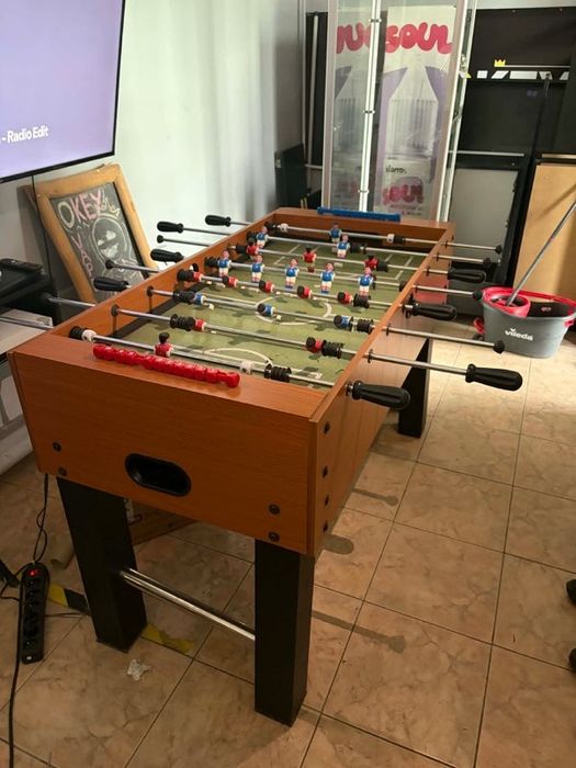 Telewizory, lady, regały, witryny, gabloty