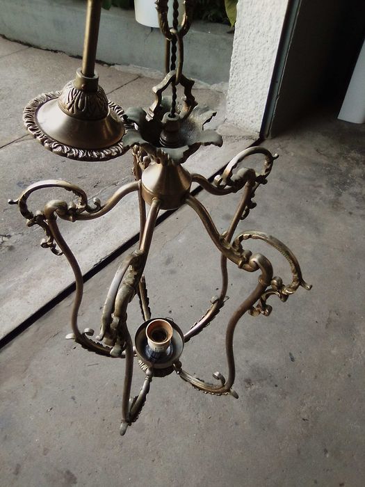 2 Candeeiros Antigos – XX - Grandes "vendido à melhor oferta"