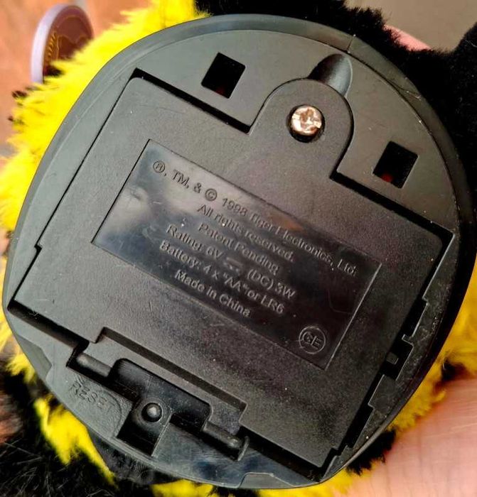 Oryginalny Furby interaktywna zabytkowa zabawka 1998 rok żółto czarny