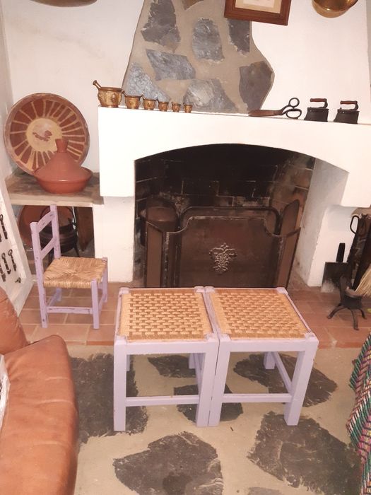 Banqueta alentejana disponível para venda bonita para casas rurais