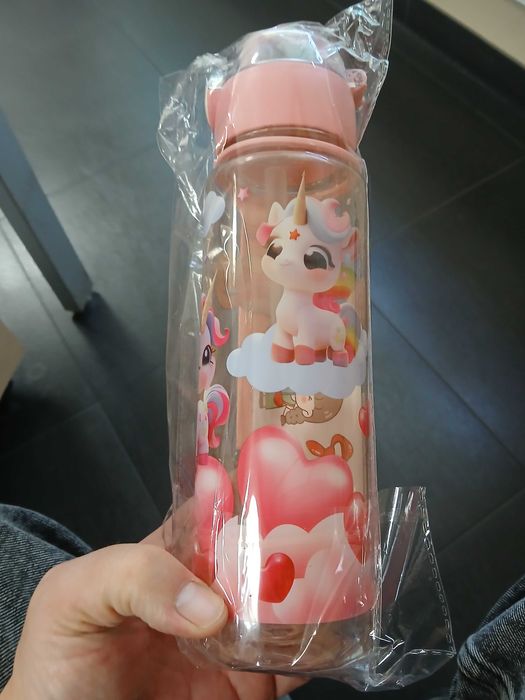 Butelka na wodę, bidon z wizerunkiem jednorożca- nowa