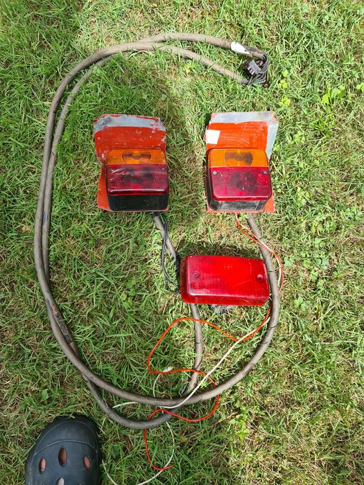 Lampy tył przyczepa