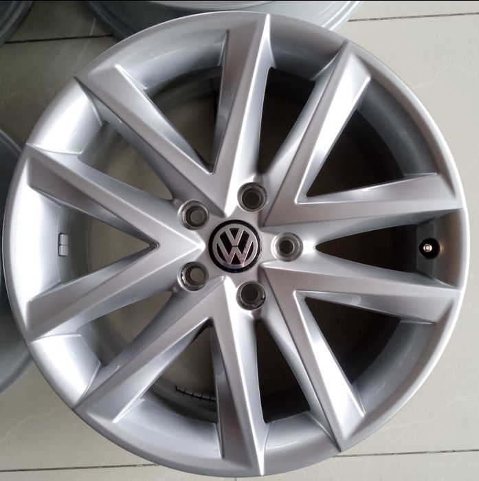 Диски оригінал R17/5/112 Seat Volkswagen Skoda 5FJ601025