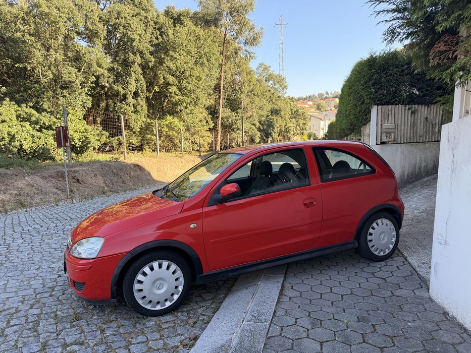 Opel corsa  5L 2006 1.0 sport full extras impecável
