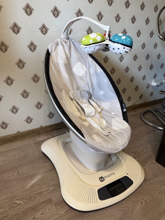 4 moms mamaroo крісло гойдалка