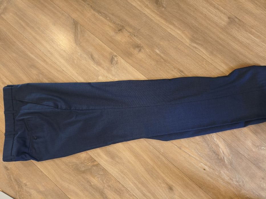 Garnitur Slim 176/104 Granatowy super stan