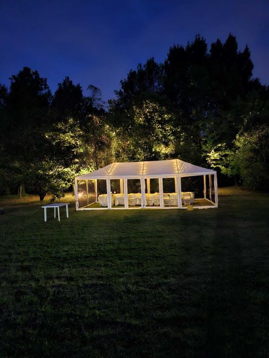 Tenda Nova para Eventos Casamentos Jardim 8Mx4Mx2,68M com 12 painéis laterais de malha em HPDE