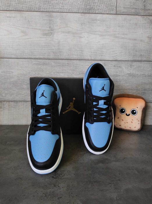 Nike Air Jordan 1 Low University Blue 44,5